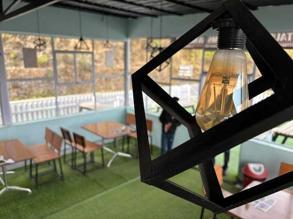 Restaurant - The Sapphire Suits Mussoorie (Mussoorie)