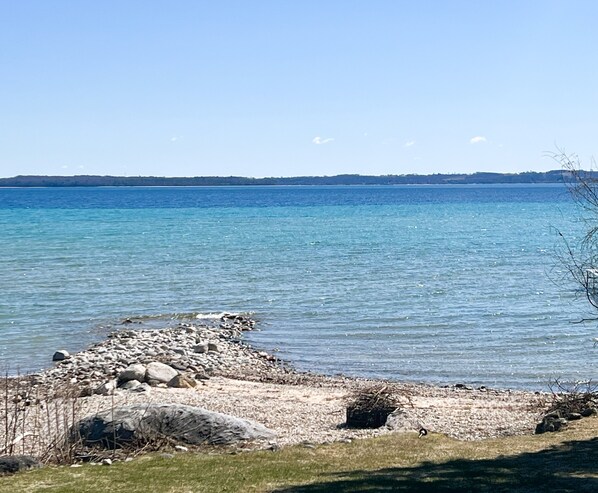 Accommodatie ligt op het strand