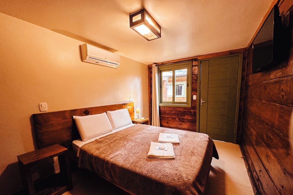 Economy Triple Room