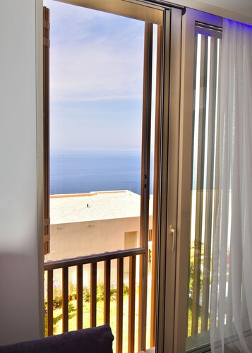 Charming 2-bedroom apartment in Green Coast