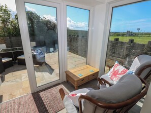 Interior - Arfryn (Haverfordwest)