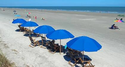 7643 Huntington: 4 Bed, 4 Bath, Lagoon Views, Sleeps 10