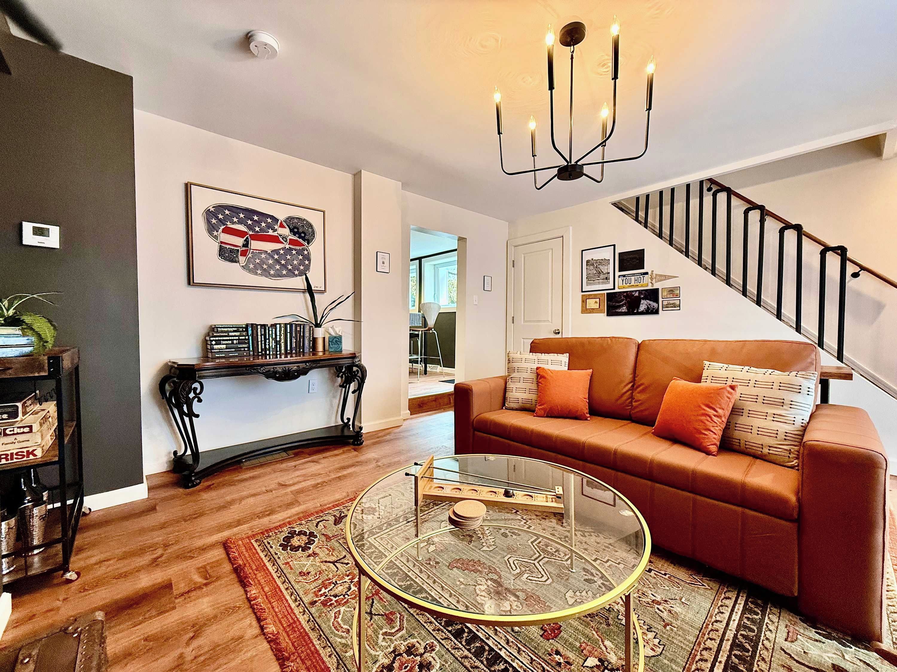 Smart TV, books, offices