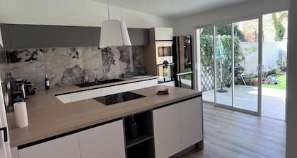 Narbonne house, ideal for large buffets with swimming pool and air conditioning