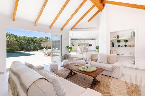 Télévision, espaces bureaux