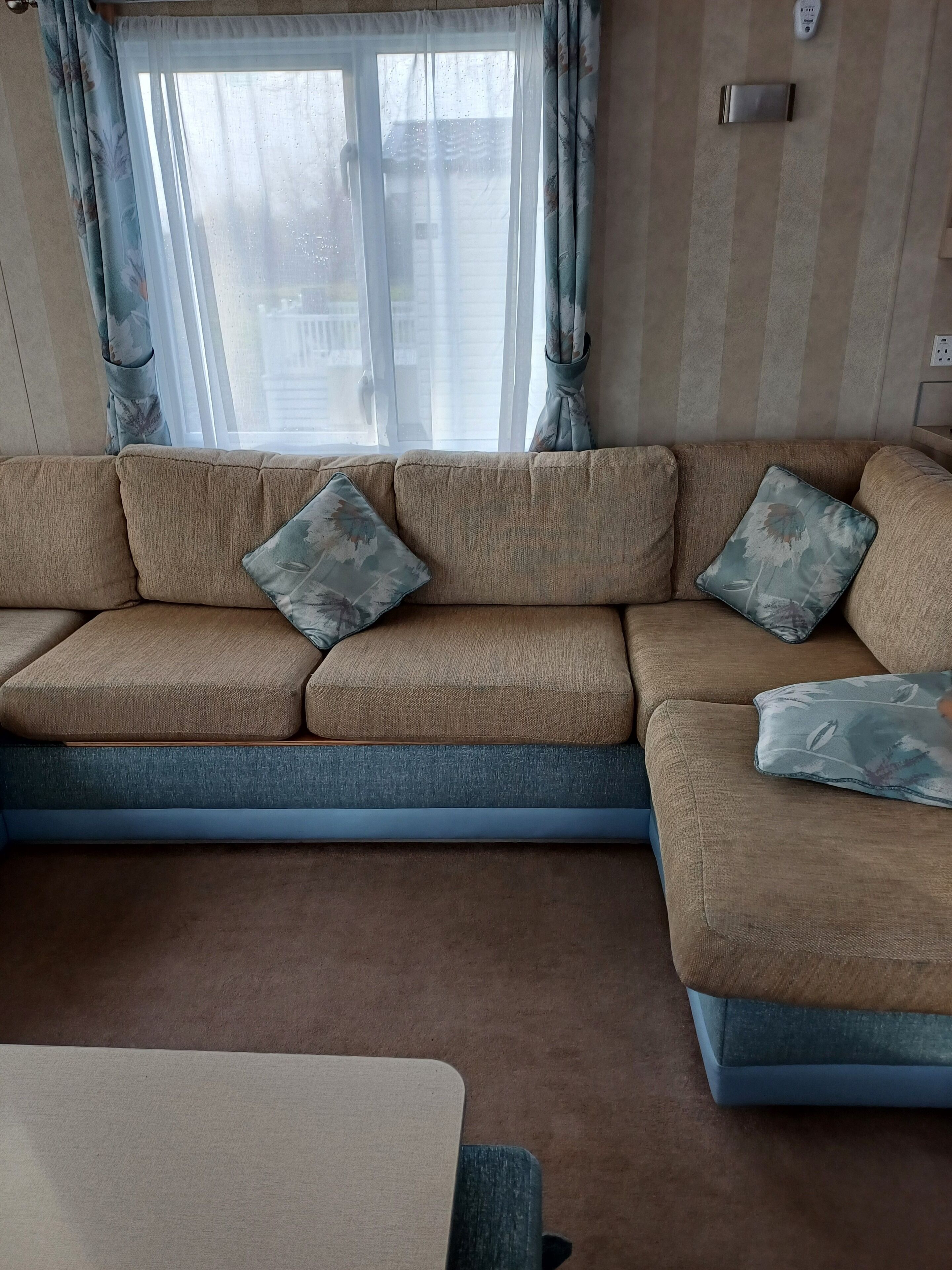 Bird Of Paradise - Lovely Modern Dog Friendly Caravan At Rockley Park, Poole - Wareham, UK