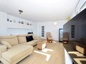 Apartment | Living room