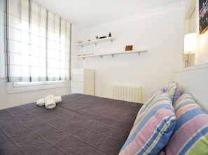 2 bedrooms, iron/ironing board - Apartment in Roses With Stunning Sea Views (Roses)