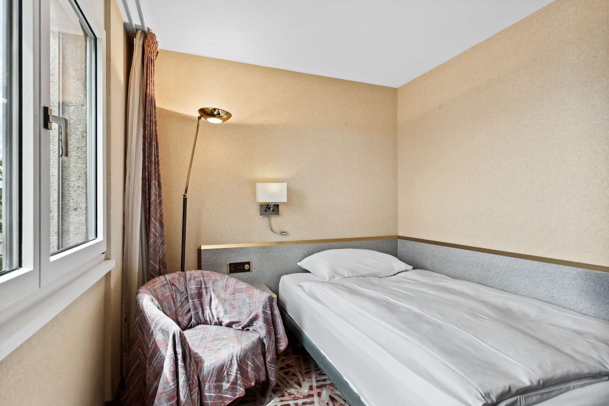 Single Room | 1 bedroom, desk, laptop workspace, free WiFi