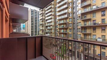 Signature Apartment, 1 Queen Bed, Pets allowed, City View | Balcony view