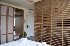 1 habitación, tabla de planchar con plancha, wifi y ropa de cama