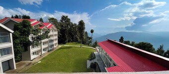 Yashshree Resorts & Spa Kalimpong 