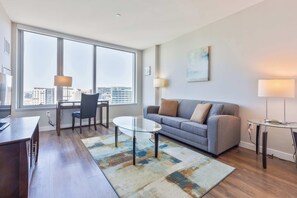 TV, offices - Apt Downtown Seaport with Access to Terrace (Boston, MA)