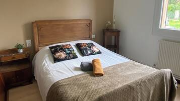 2 chambres, fer et planche Ă repasser, lit parapluie, Wi-Fi gratuit