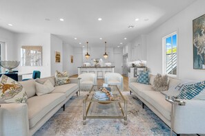 Fireplace - Carlton Landing-Lakeview Landing (Carlton Landing)