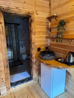 华丽套房, 山景 | 私人简易厨房 | 迷你冰箱、厨具/餐具