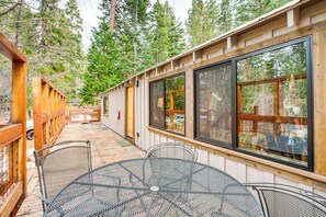 House (1 Bedroom) | Front of property - 4 Mi to Lake Tahoe: Cozy Cabin w/ Deck! (South Lake Tahoe)