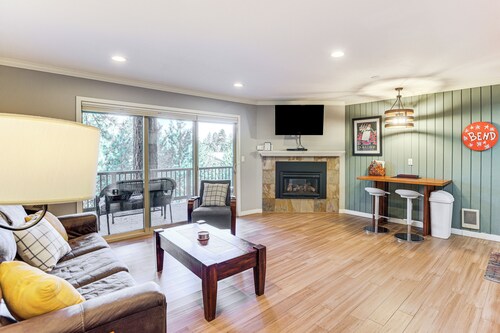 19 Mi to Mt Bachelor Ski Resort: Condo w/ Grill