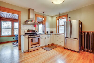 1 Mi to Como Park: Wfh-friendly Saint Paul Duplex!