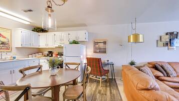 Apartment (1 Bedroom) | Interior