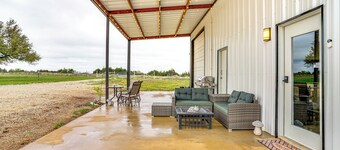 The Greek Island Ranch Near Dtwn Mineral Wells