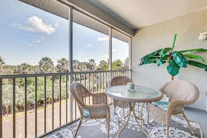 Interior - Sleek Naples Condo w/ Balcony: Snowbirds Welcome! (Naples)