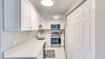 Apartment (3 Bedrooms) | Interior