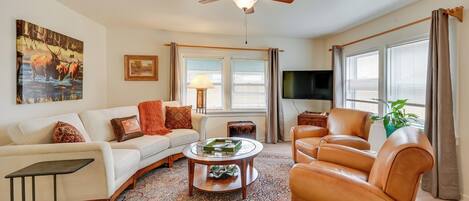 Apartment (1 Bedroom) | Interior