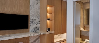Nur City Suites