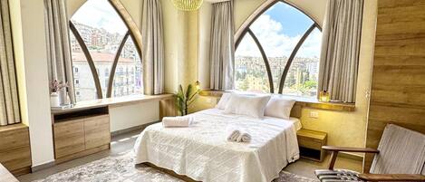 1 chambre, fer et planche à repasser, Wi-Fi, draps fournis