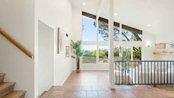 4 bedrooms, Internet