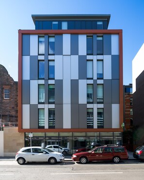 Exterior - Hub By Premier Inn Edinburgh - Royal Mile (Edinburgh)