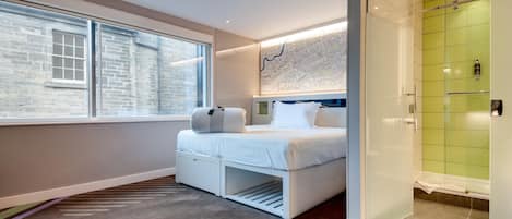 Superior Double Room | Bed sheets
