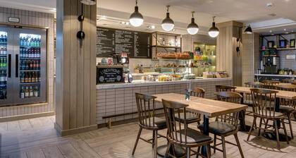 Hub By Premier Inn Edinburgh - Royal Mile