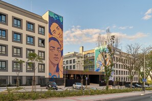 Front of property - The Carabanchel Episode (Madrid)