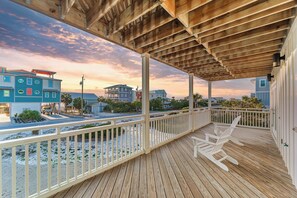 Terrace/patio - Private Pool | Pet Friendly | Sleeps 10 | Gulf Views (Cape San Blas)