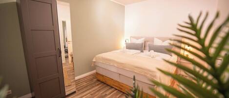 1 chambre, fer et planche à repasser, Wi-Fi, draps fournis