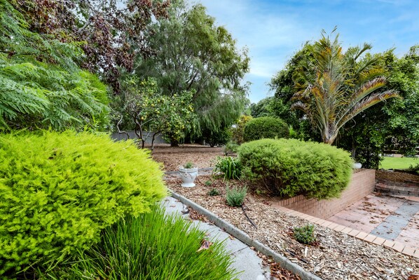 House | 3 bedrooms, free WiFi - Holly's Beach House - the BnB Collection (Emu Point)