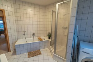 Haartrockner, Handtücher