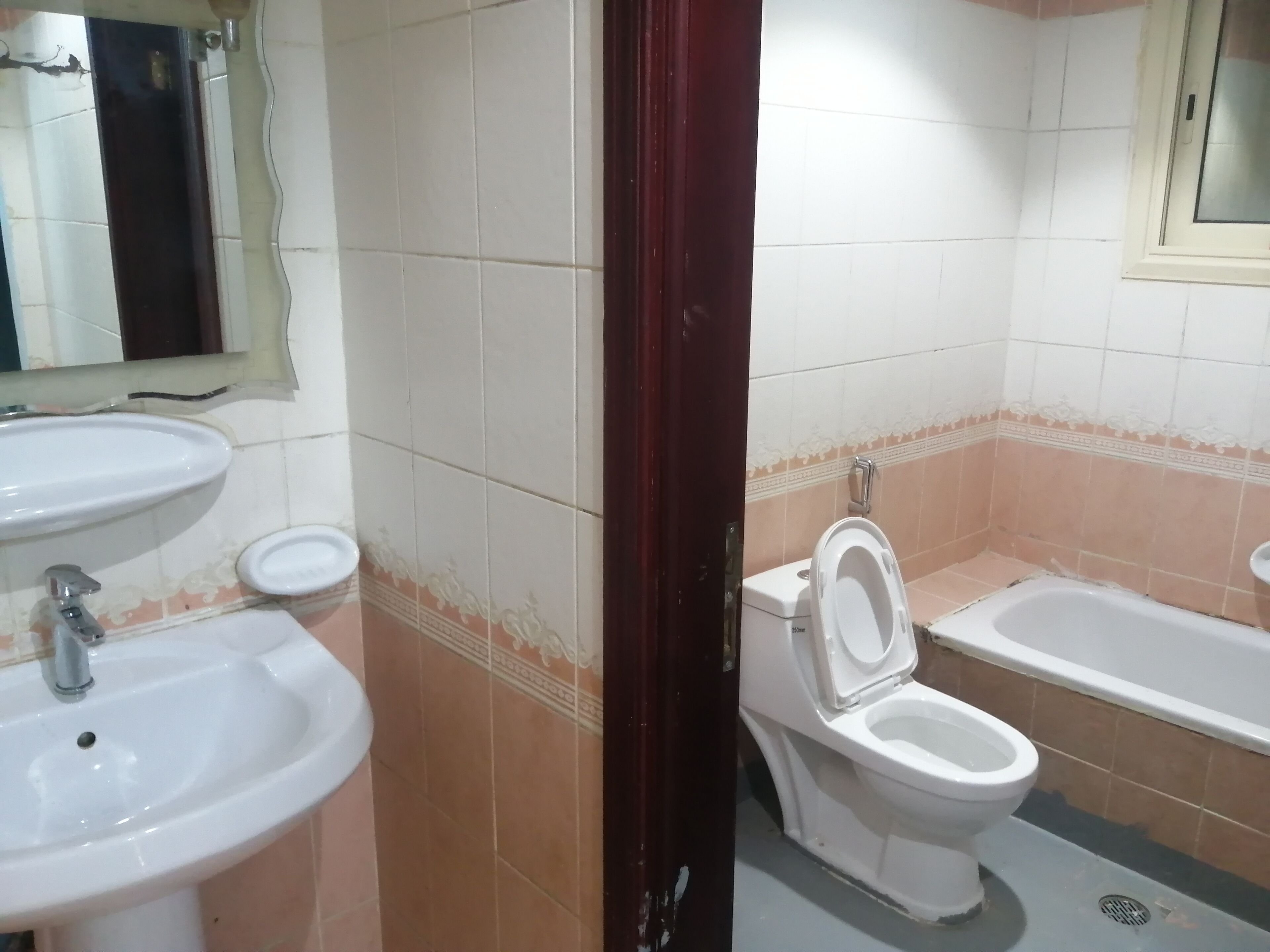 Room, Multiple Beds, Non Smoking, City View | Bathroom | Shower, free toiletries, towels, soap