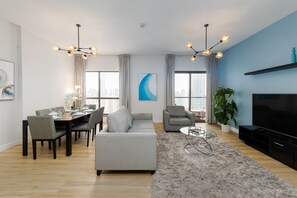 Apartment, Smoking