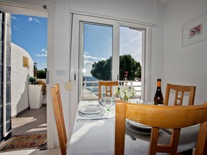 Dining - Cozy Apartment in Roses for a Family by the sea (Roses)