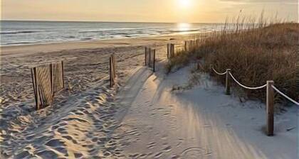 Seaworthy-Oceanfront 3 Br/3 Ba, Beachwalk Villa Panoramic oceanview, elevator