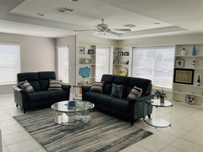 TV connectée, table de tennis de table