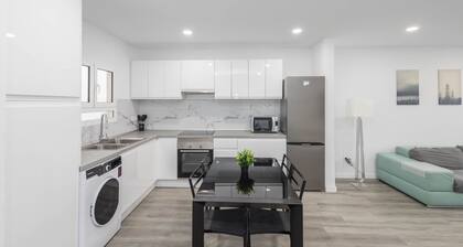 2BR Sweet Flat Renovated