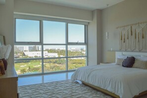 2 bedrooms, iron/ironing board, WiFi, bed sheets - Beautiful Seibal Stay w Vidanta Resort Access (Las Jarretaderas)