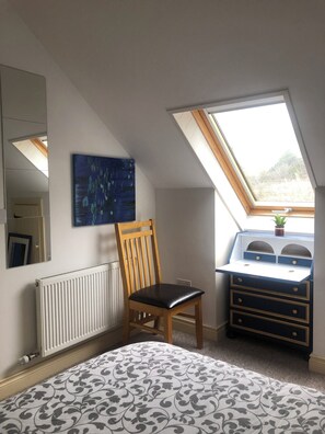 2 Schlafzimmer, Bügeleisen/Bügelbrett, WLAN, Bettwäsche