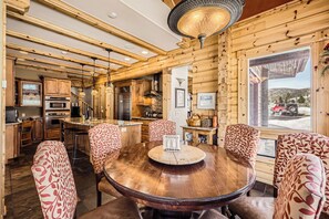 Dining - Luxury Home for 12 with Hot Tub, Sauna & Mtn Views! (Breckenridge)