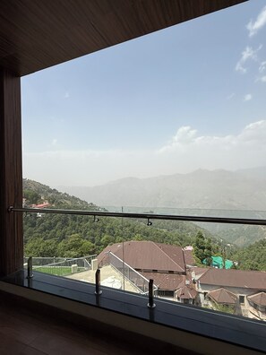 Kamar Double Deluks, tepi gunung | Pemandangan balkon