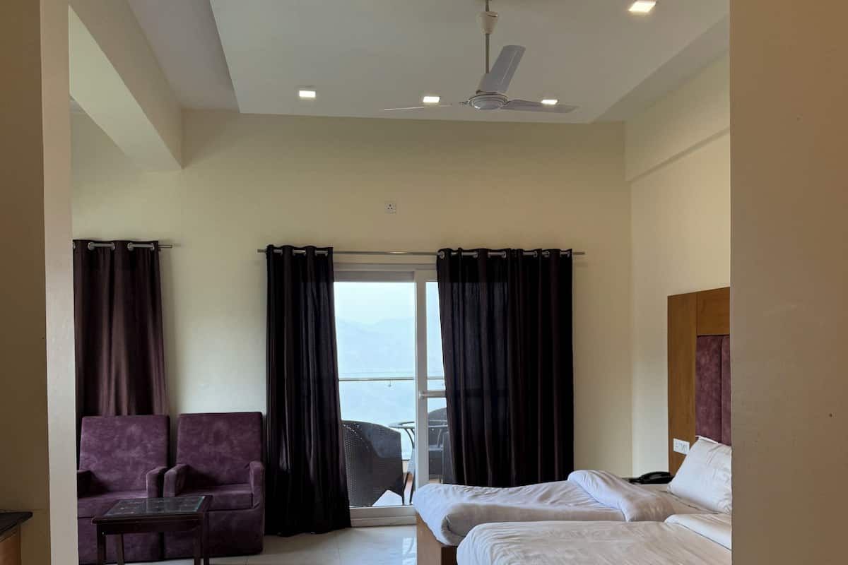 Deluxe Triple Room | Free WiFi